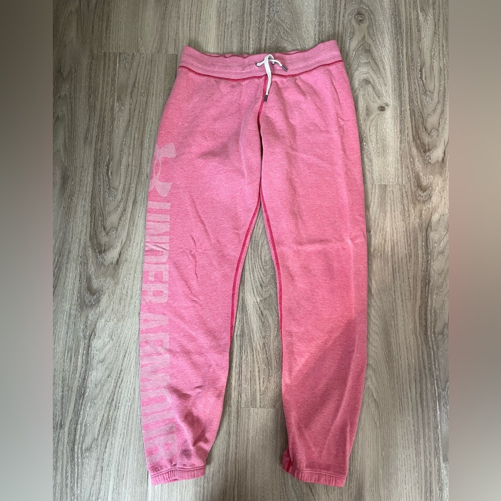 Pink under armour sweatpants